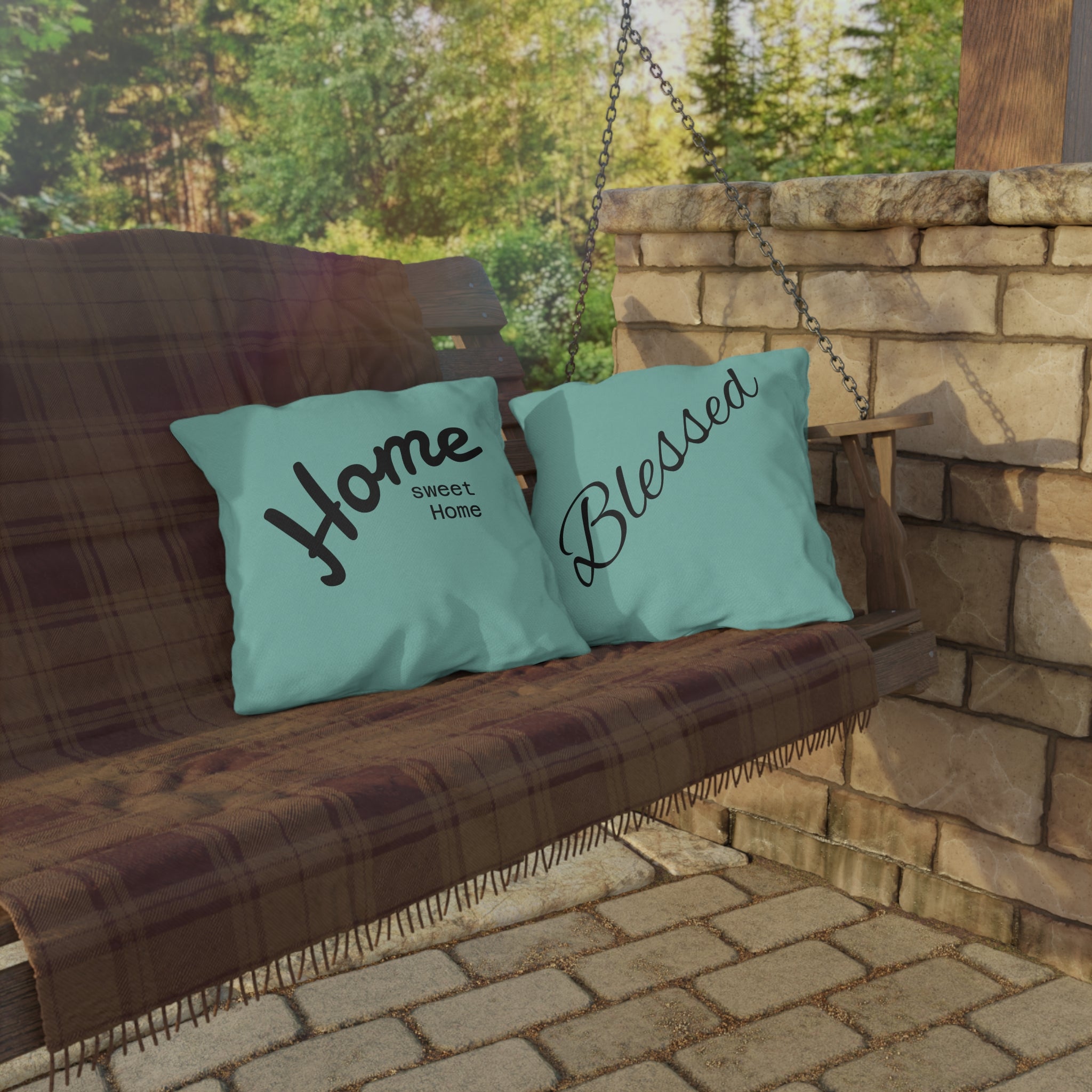 Outdoor Pillow — "Home Sweet Home" Monochrome Decorative Cushion for Porch & Patio