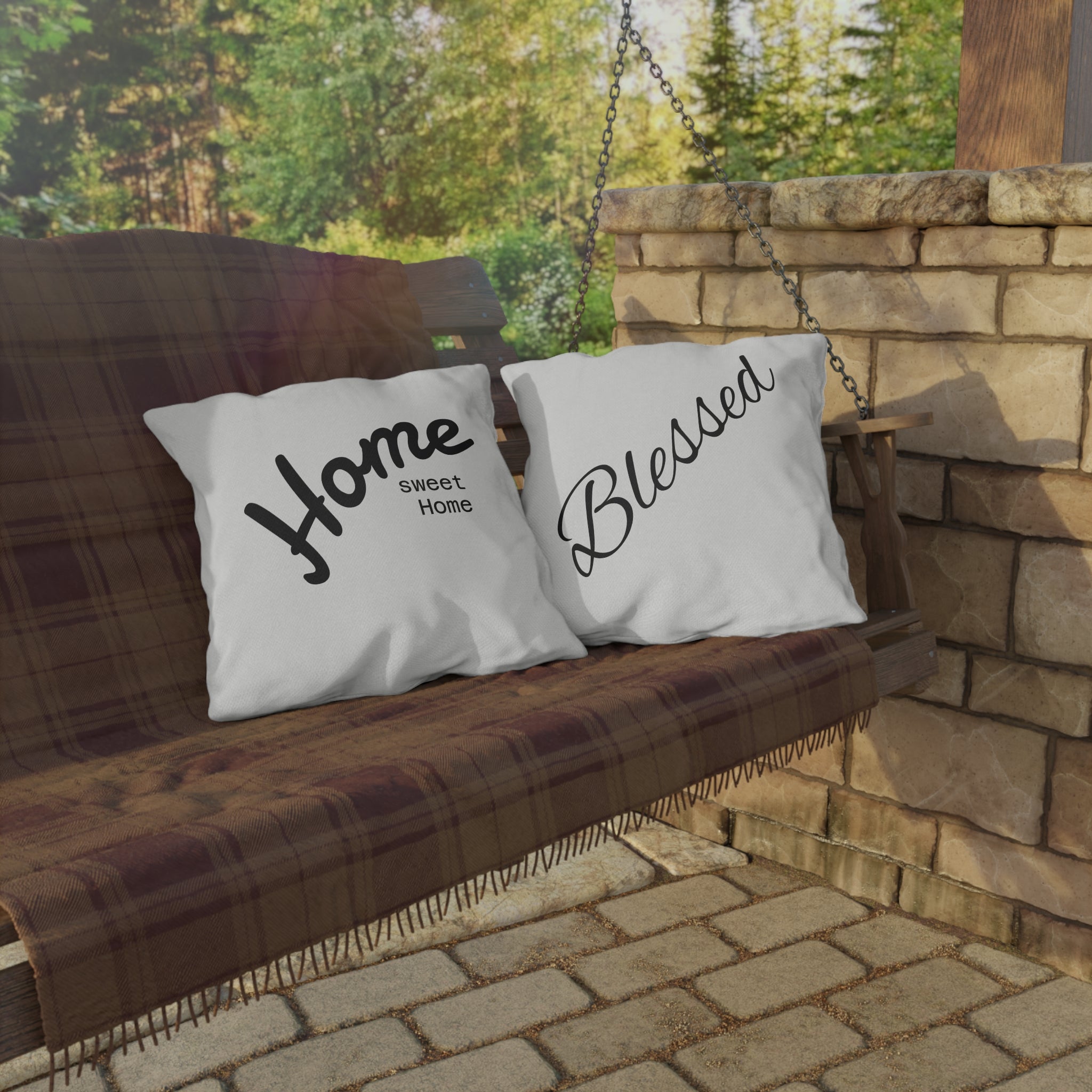 Outdoor Pillow — "Home Sweet Home" Monochrome Decorative Cushion for Porch & Patio